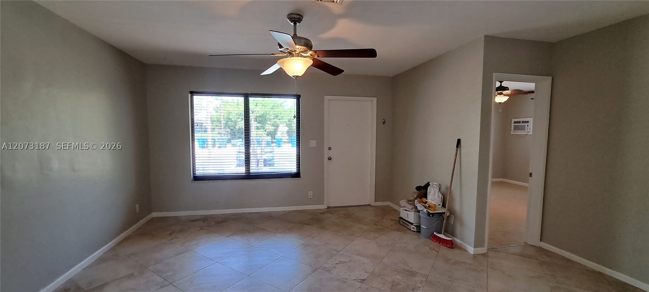 1644 NE 33rd St – photo 4