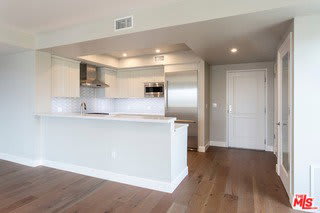 1500 South Beverly Drive – photo 2