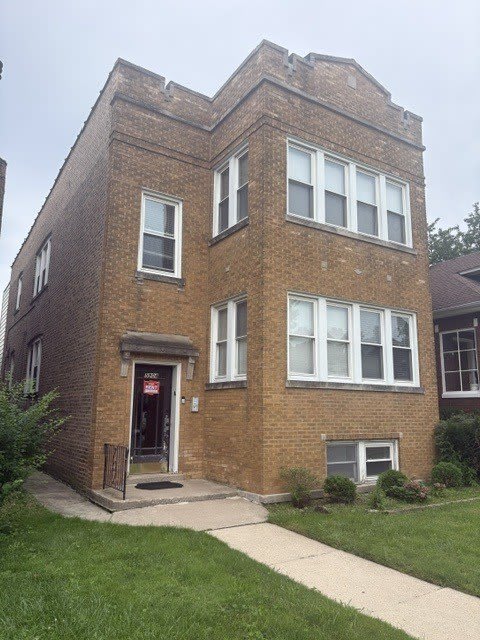5904 N Fairfield Avenue – photo 1