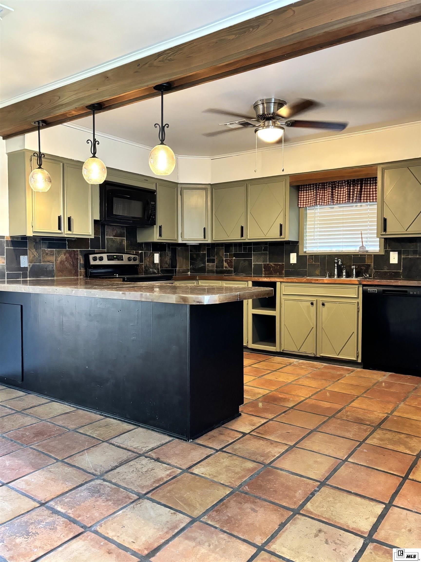 2411 EMERSON STREET – photo 5