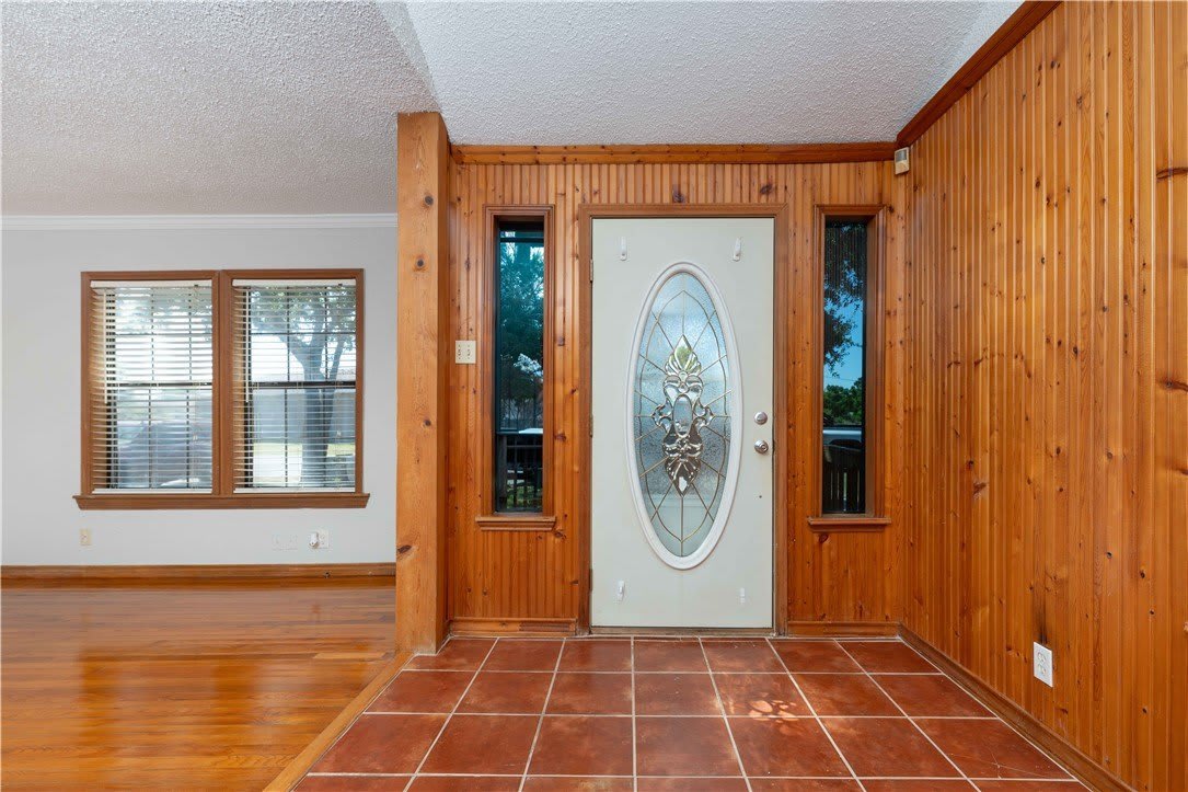 1050 Dorthy Drive – photo 3
