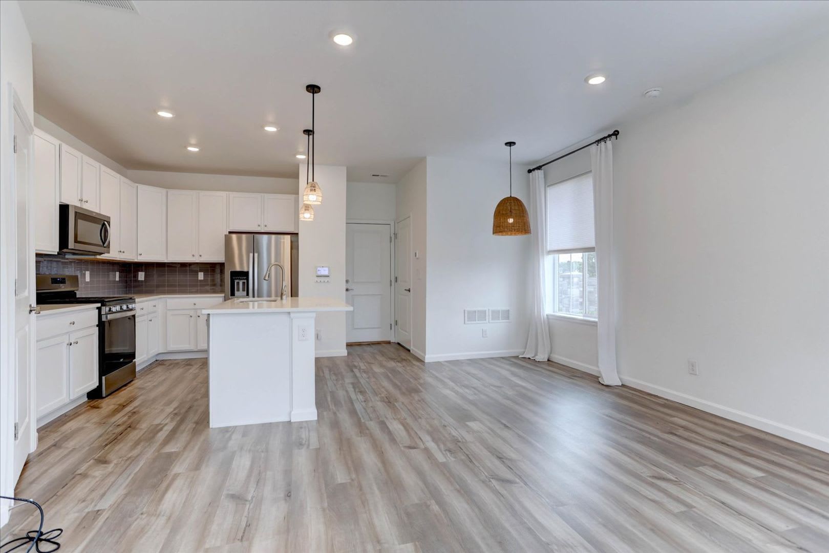 Move In Ready – photo 4