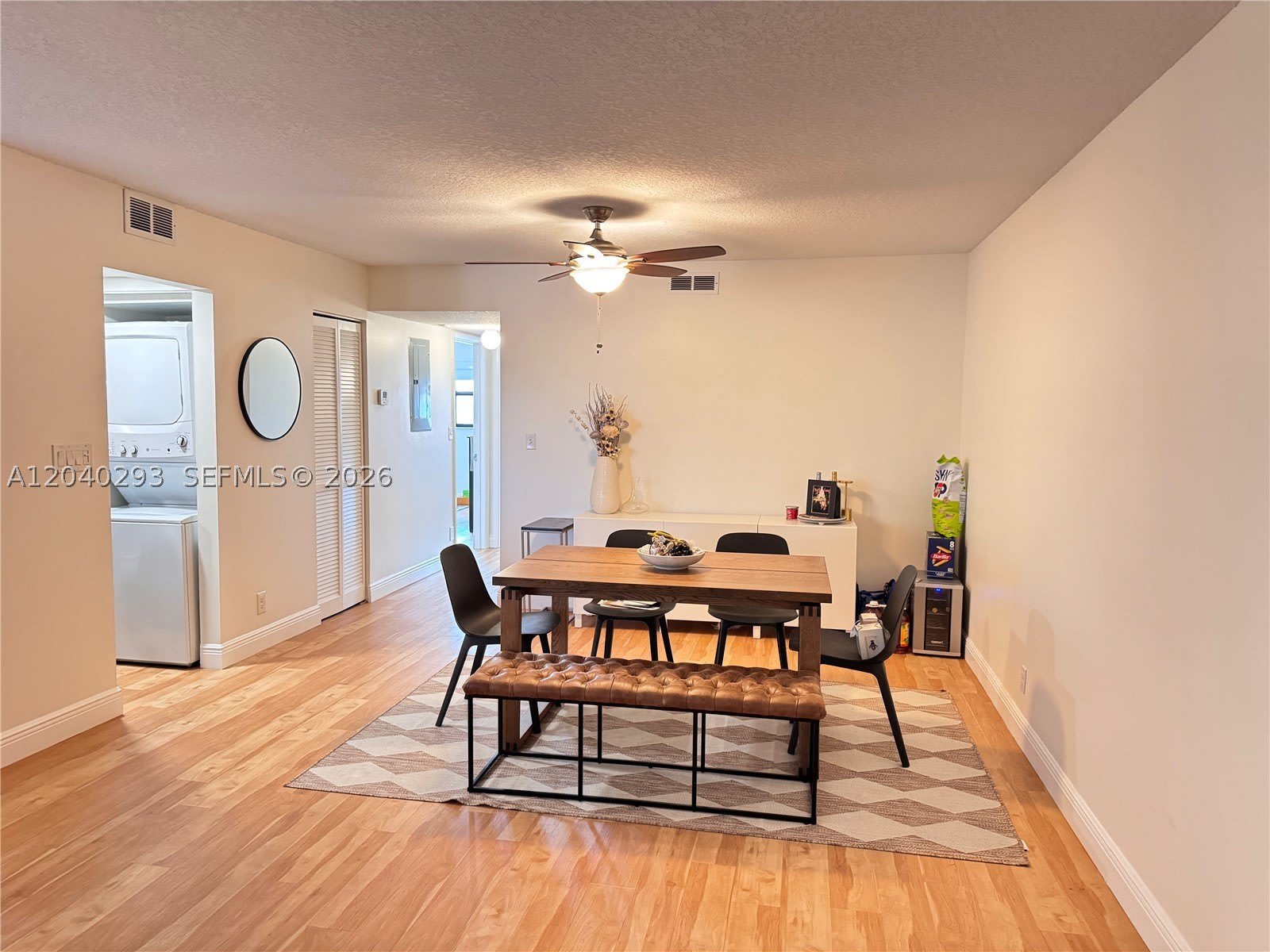 520 Orton Ave – photo 1