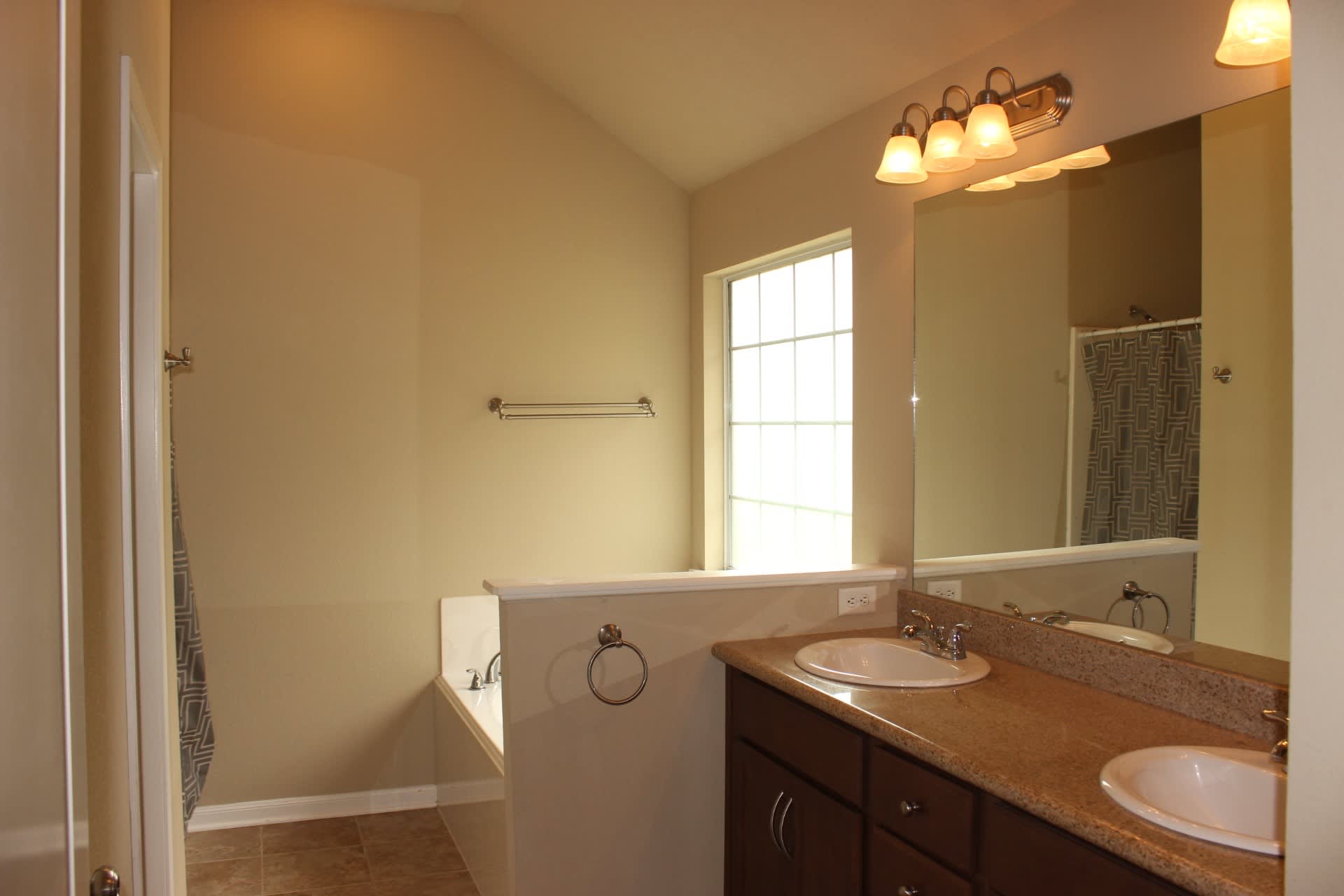 2111 Springwood Drive – photo 2