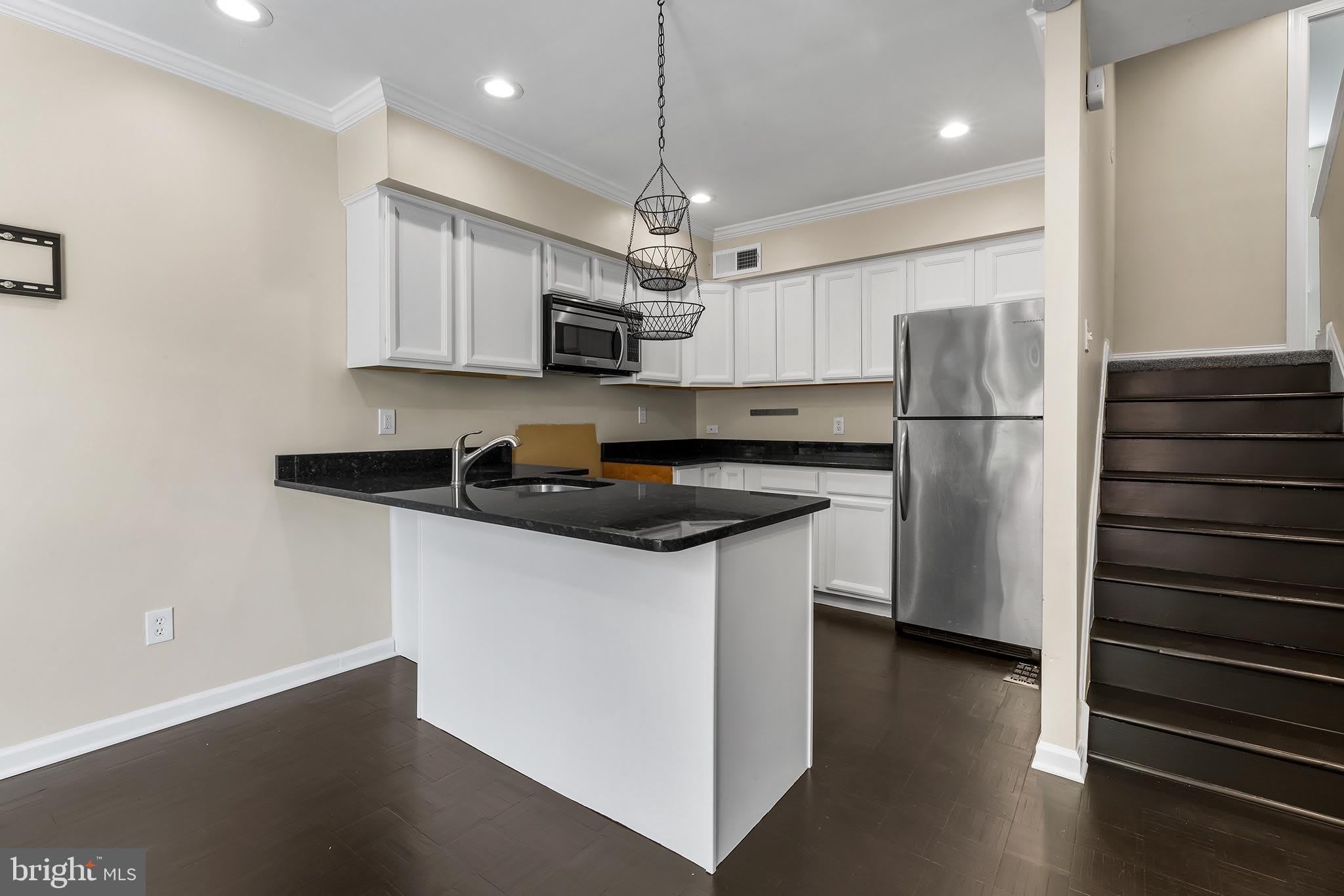 778 S Front Street – photo 2