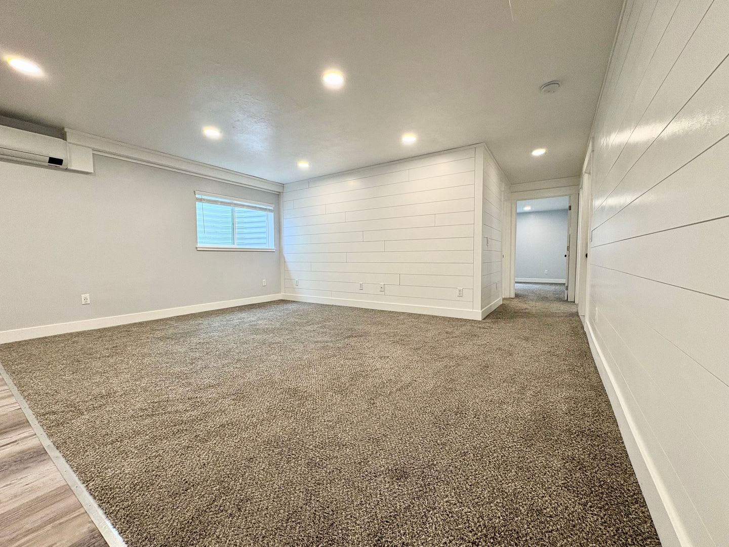 Fully Remodeled 2BR with Private Entrance, In-Unit Laundry & Parking – photo 5