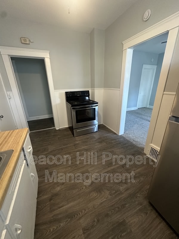 3585 East 129Th Street Upper – photo 4