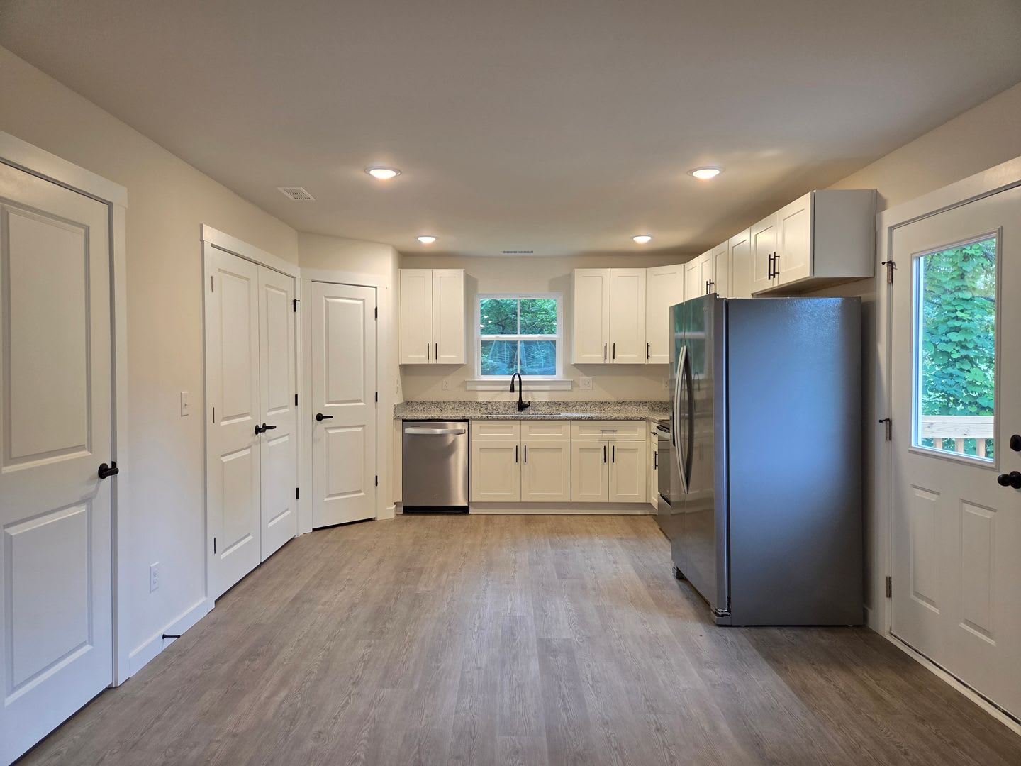 3 Bedroom Townhouse In Hickory – photo 3