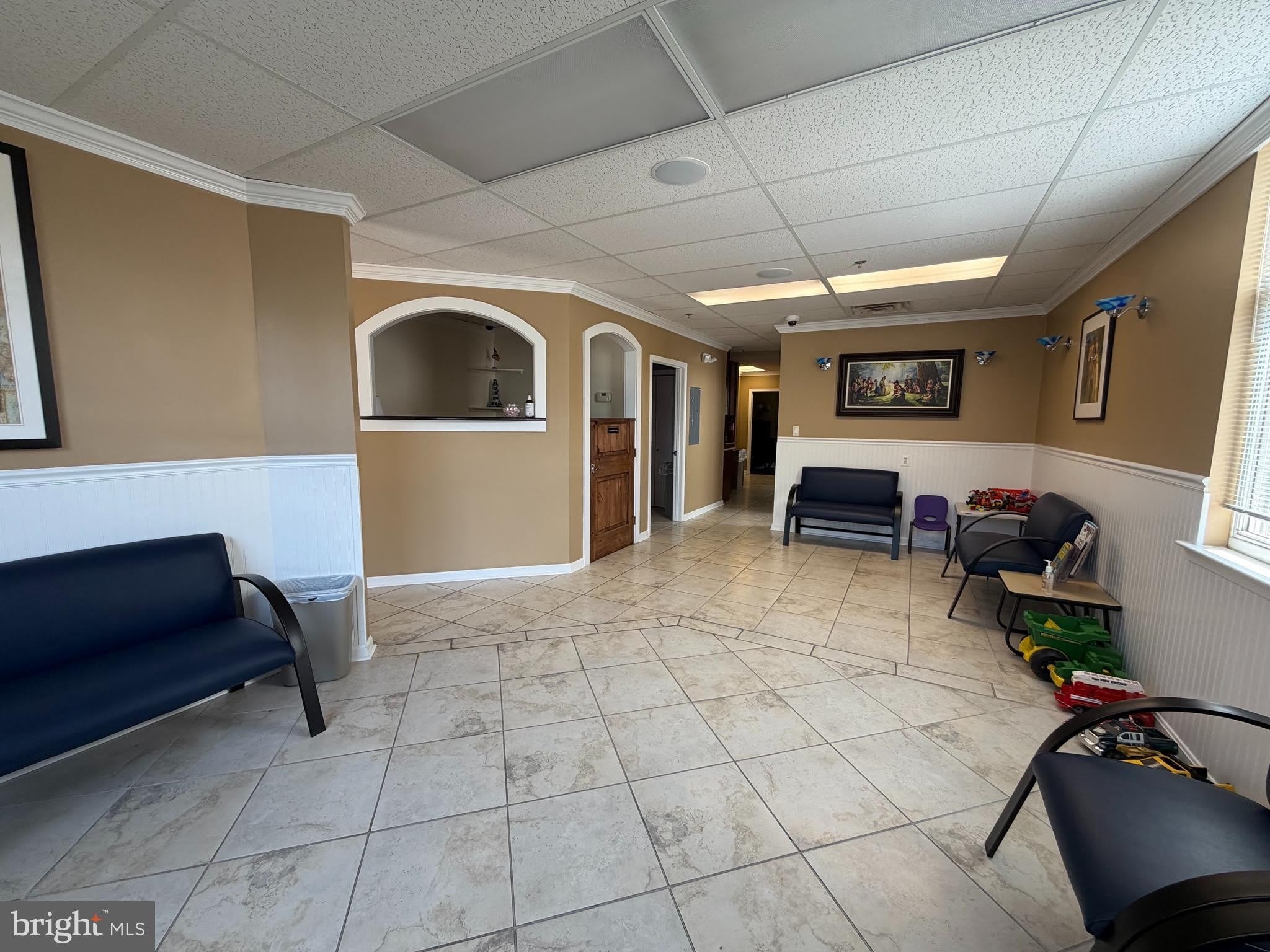 301 STEEPLE CHASE Drive – photo 2