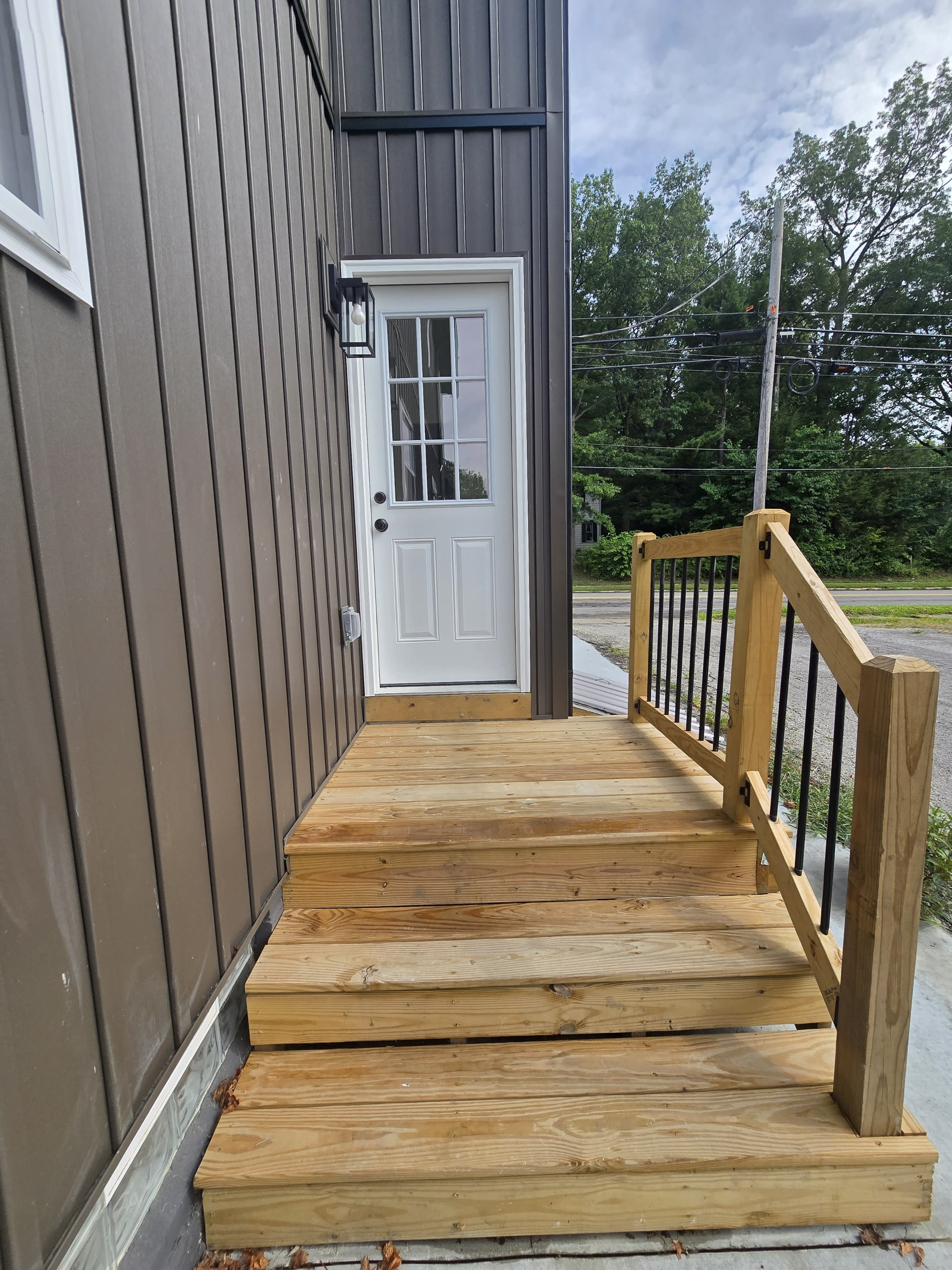817 East Bowman Street – photo 2