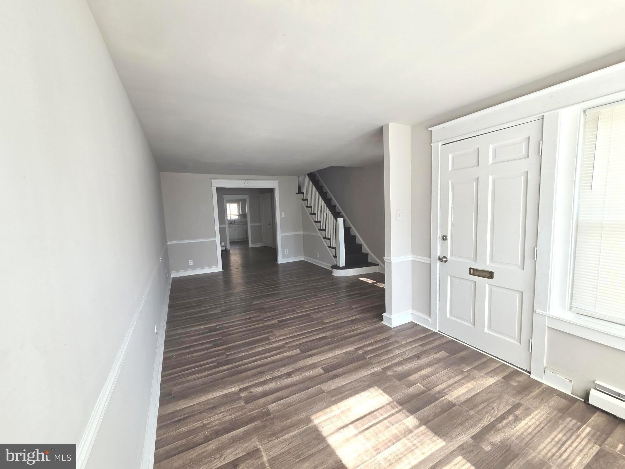 4020 HOWLAND Street – photo 2