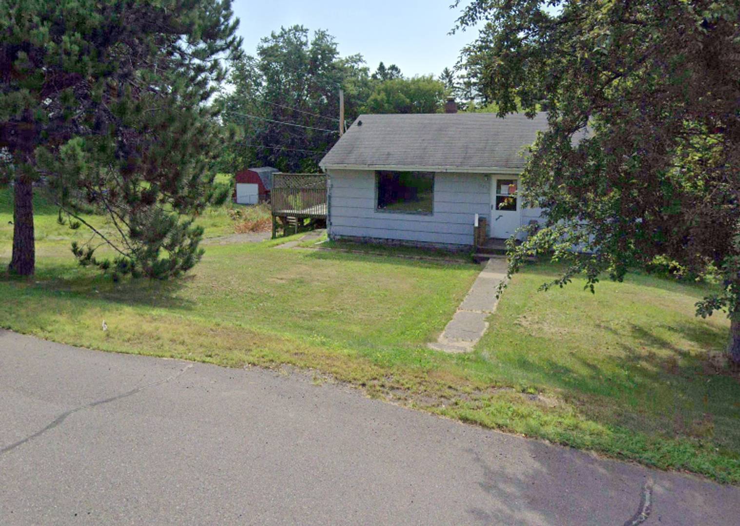 2302 Hillcrest Dr, Duluth – photo 1