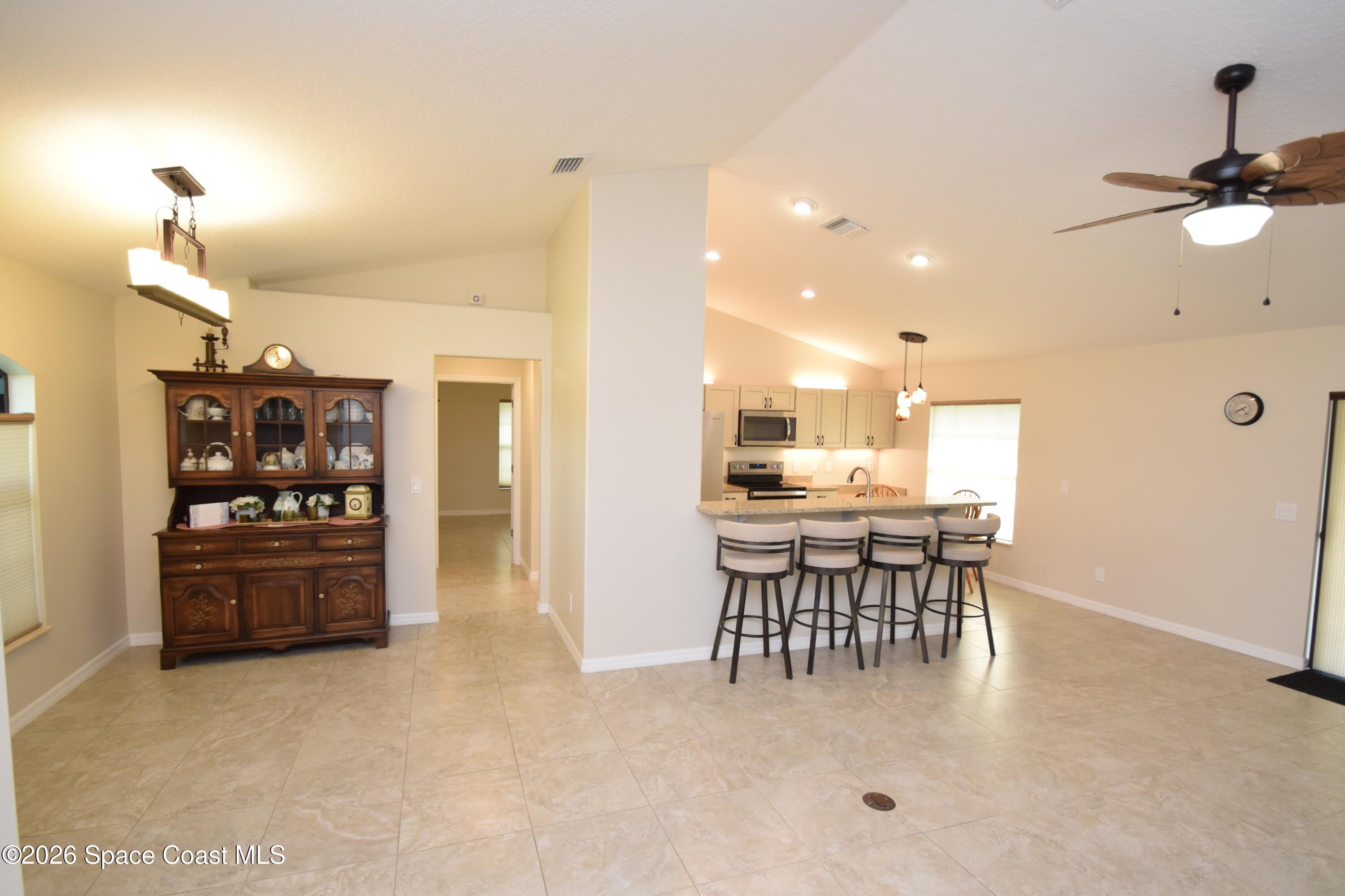 1961 Gloria Circle NE – photo 5