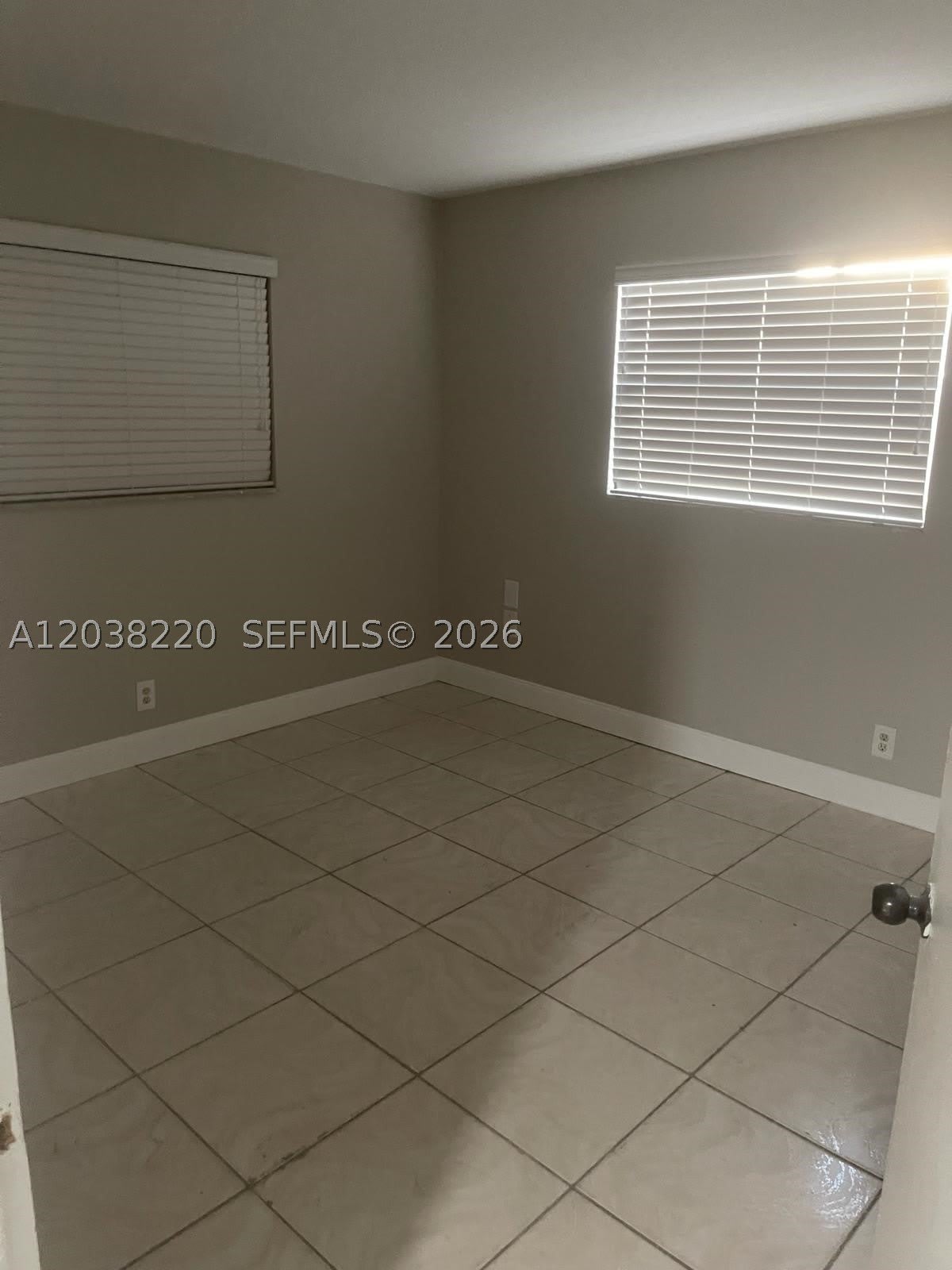 5424 NW 17th Ct – photo 5
