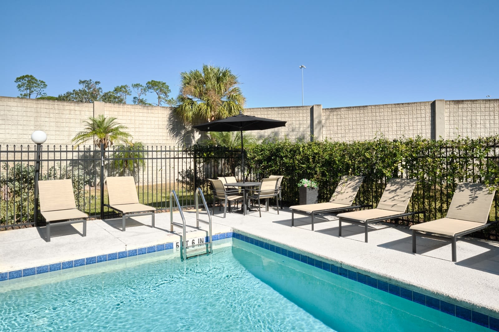 Townsgate Apartments – photo 5