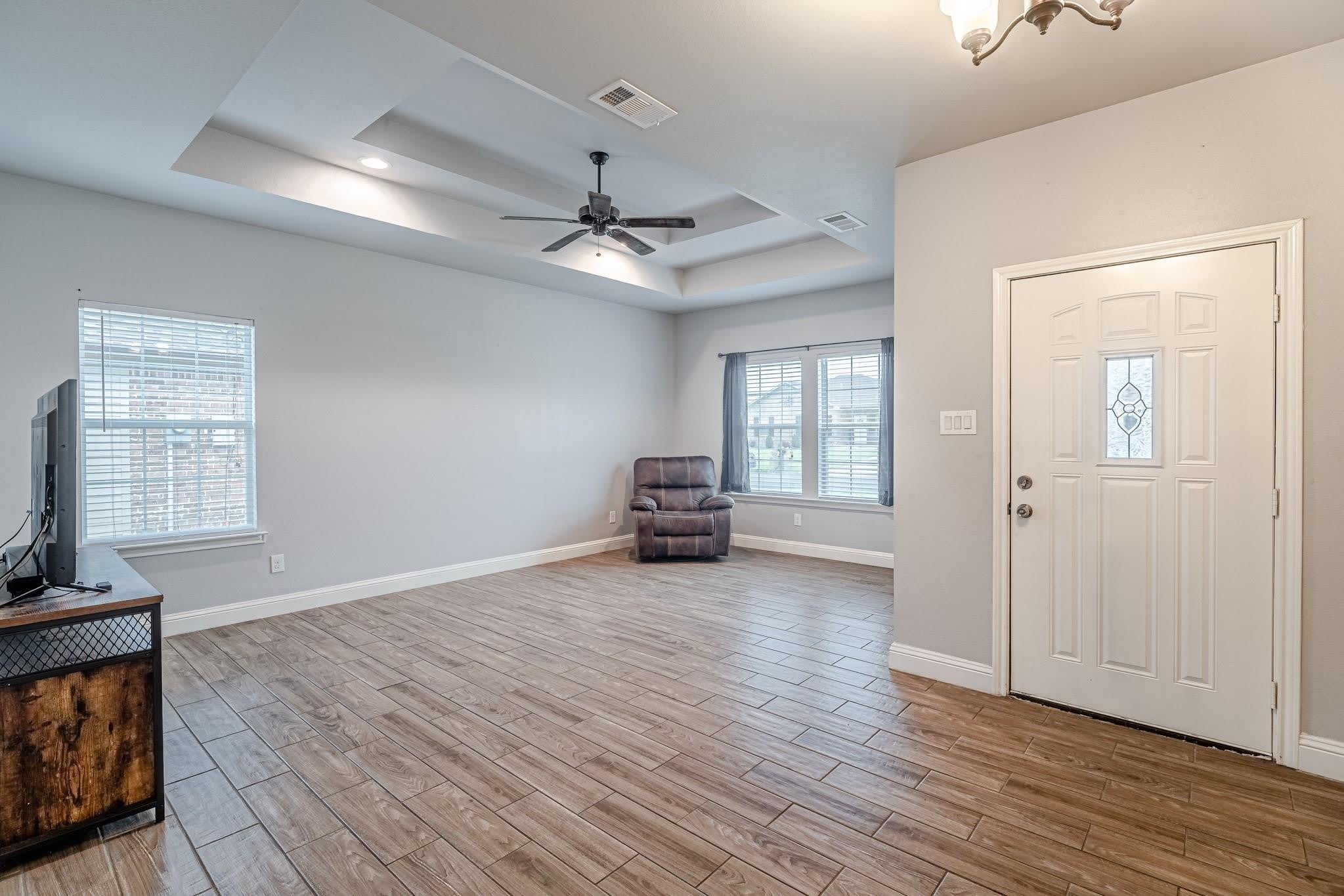 4811 Henry Street – photo 4