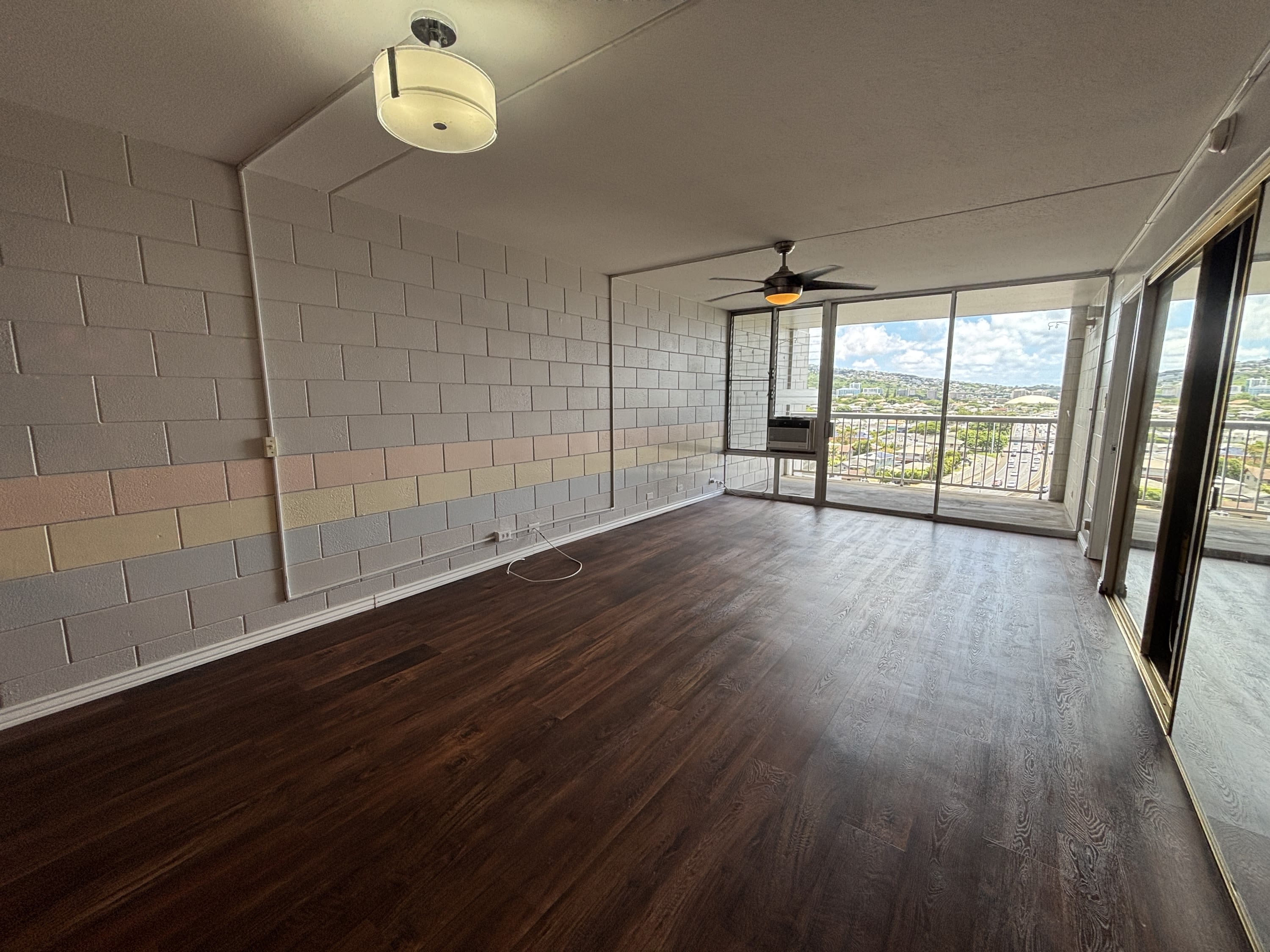 1320 Alexander Street 801 801 – photo 1