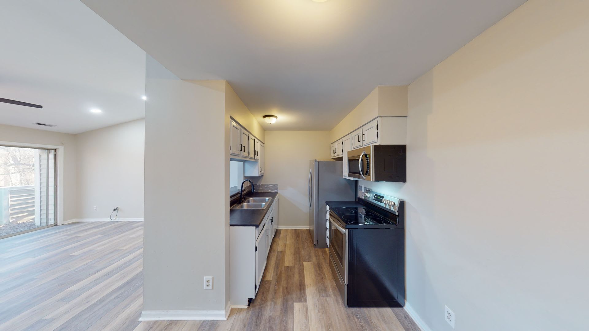 9617 Vinca Circle Unit #G – photo 2
