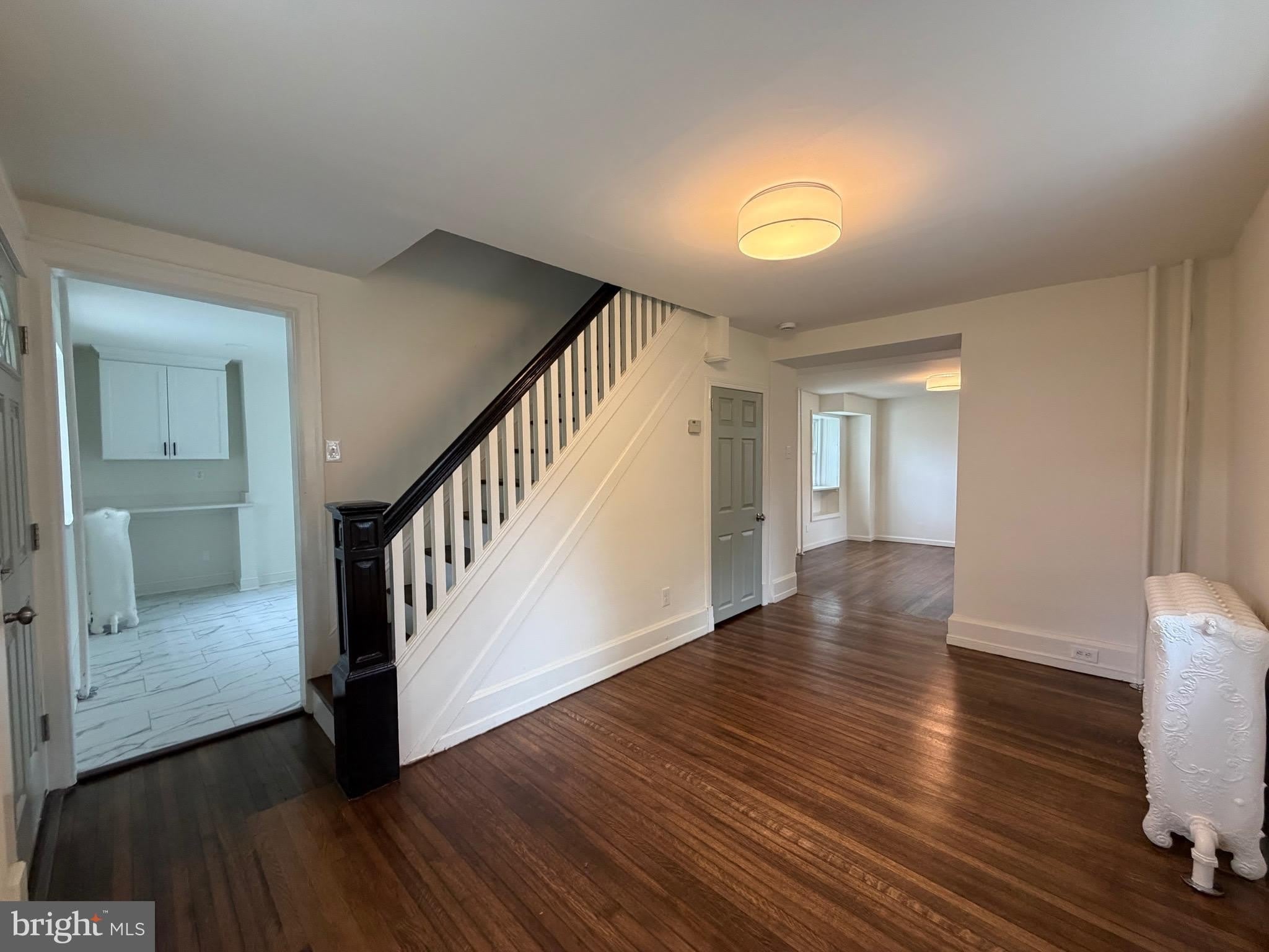 461 W 11Th Avenue – photo 3