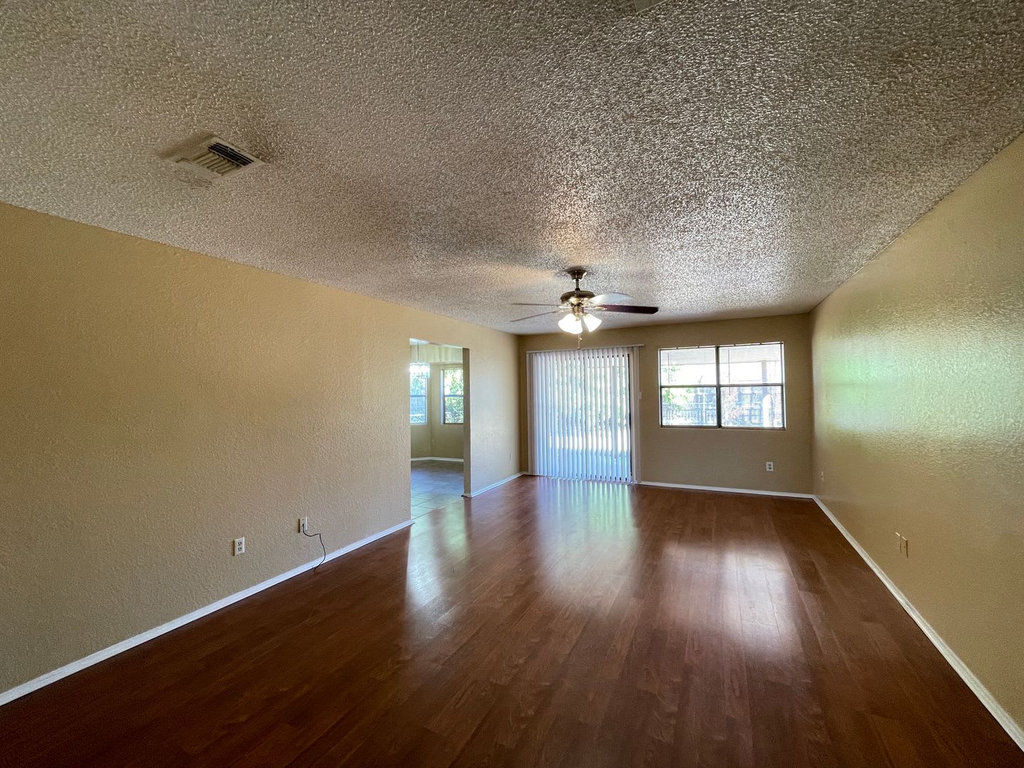 4-Bedroom House for Rent in Killeen – photo 2