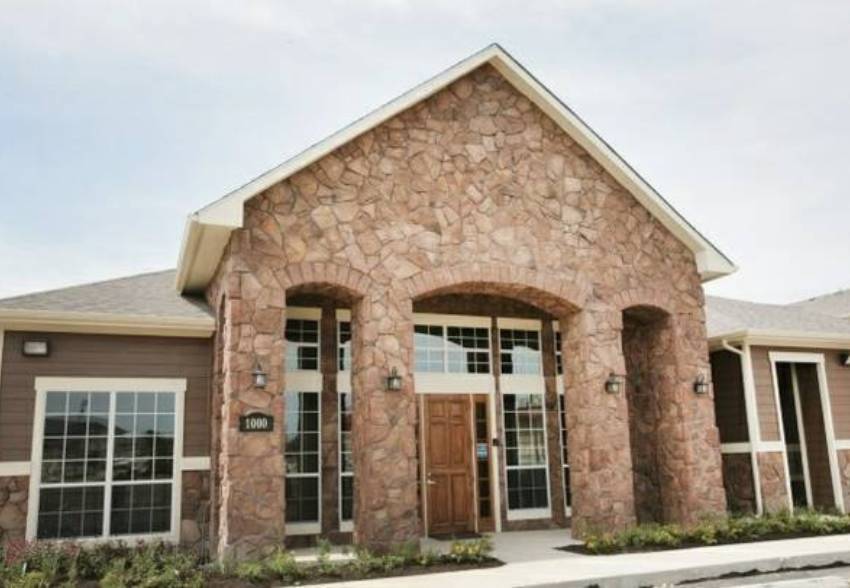 2208 Bee Creek Dr – photo 1