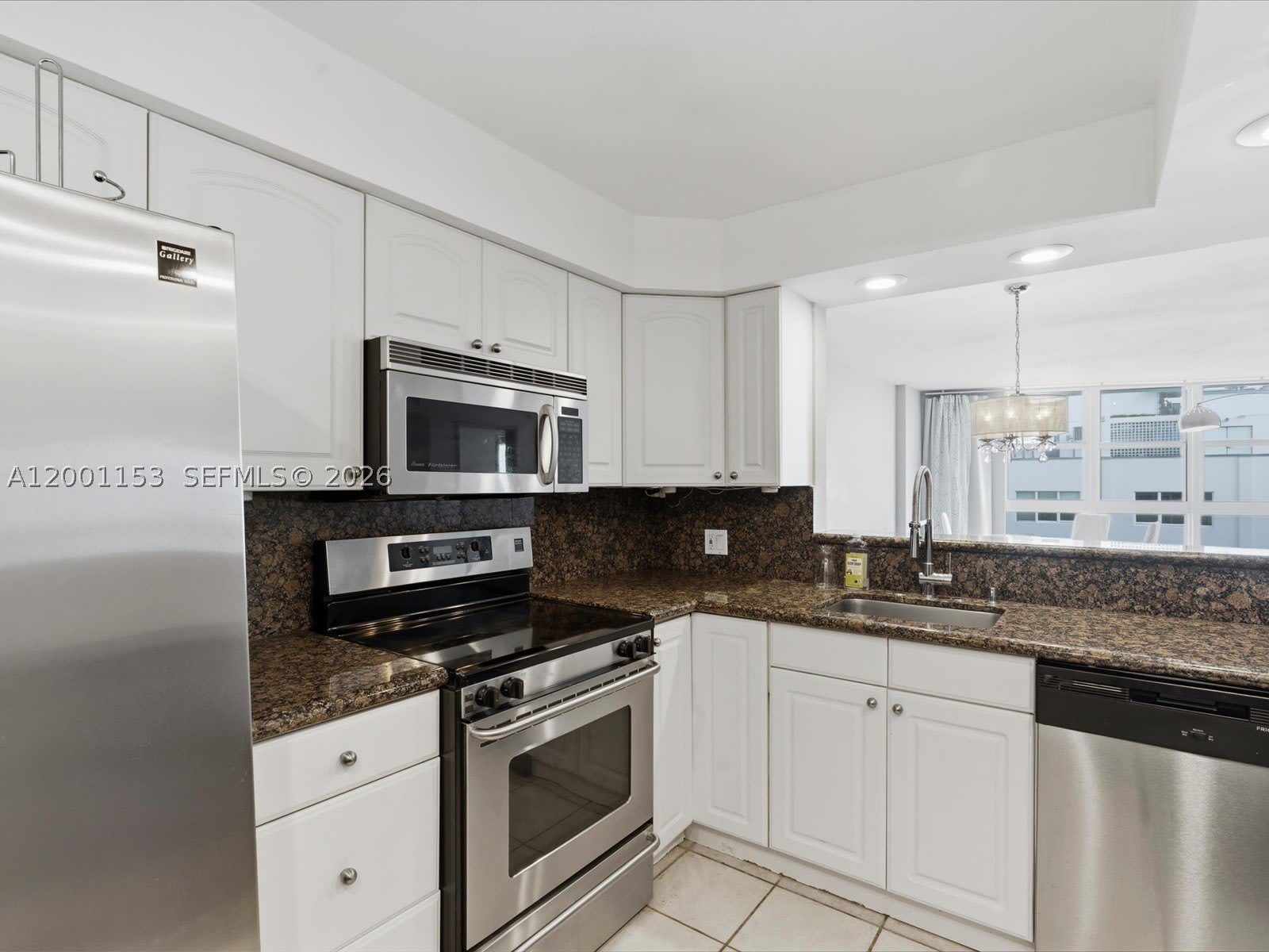 1228 West Ave – photo 3
