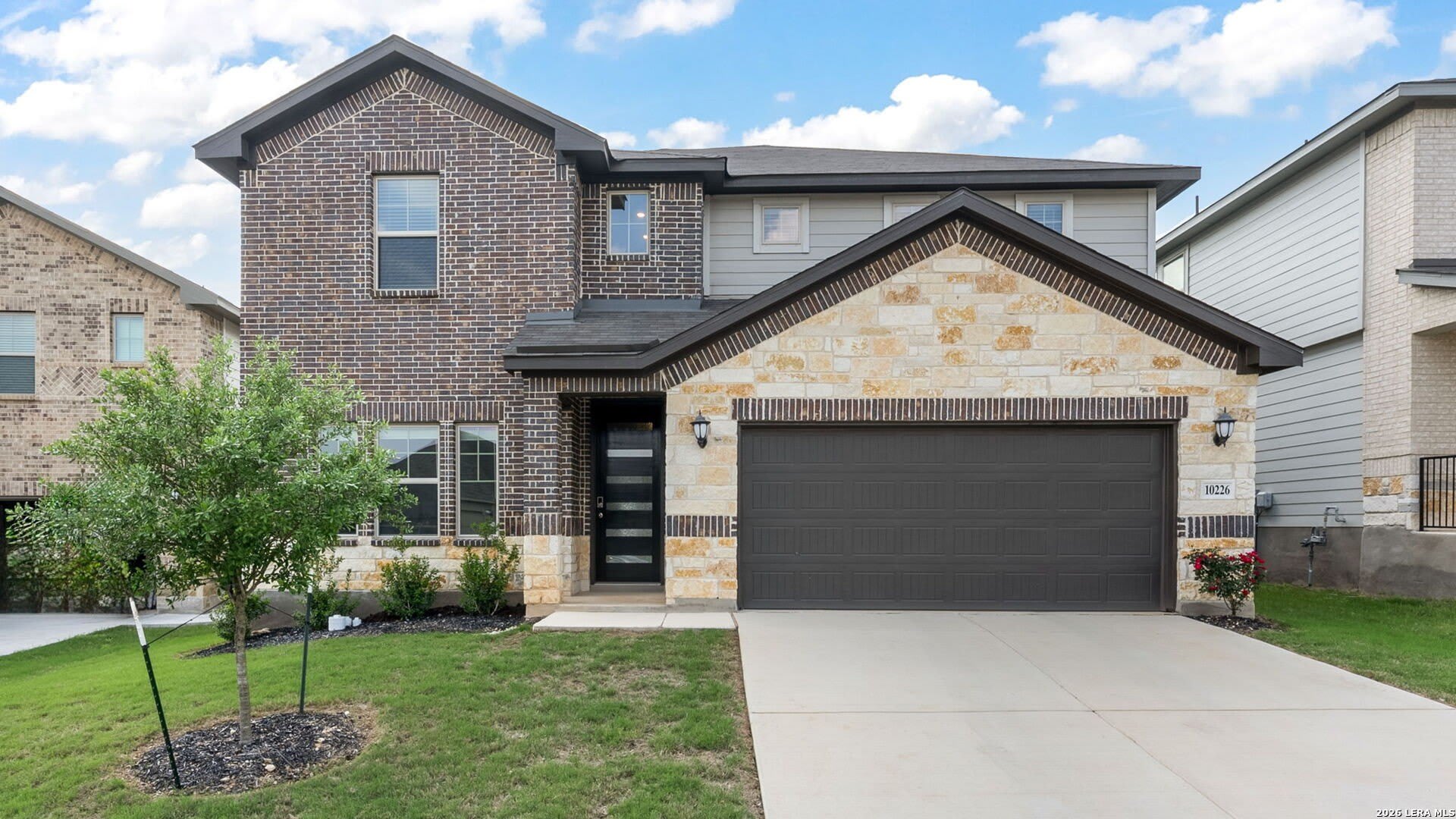 10226 Juniper Oaks – photo 1