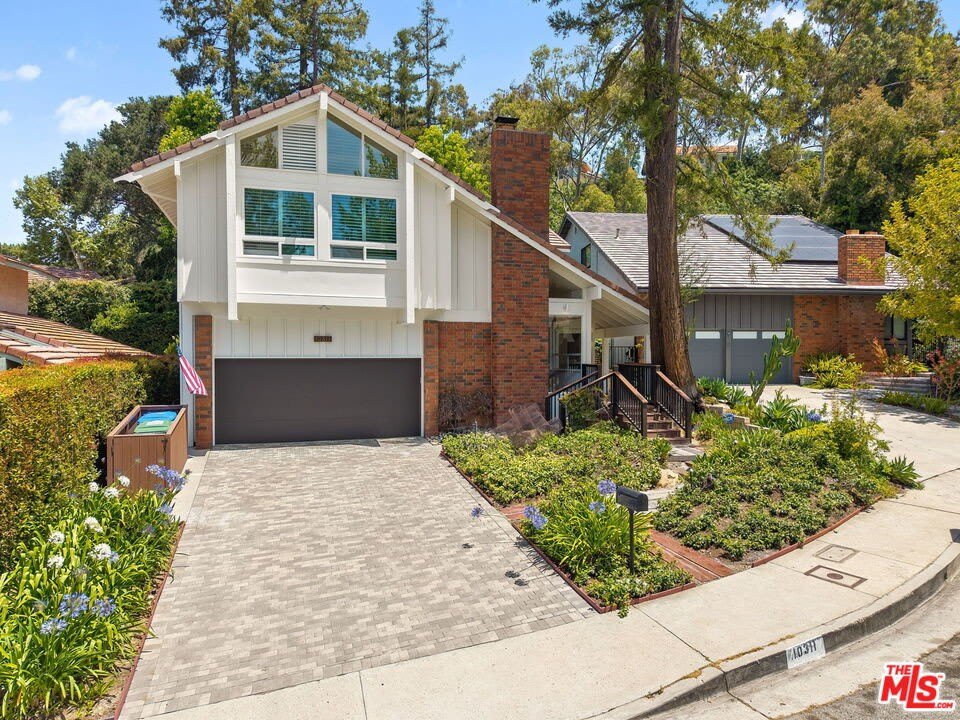 10311 Clusterberry Ct – photo 3