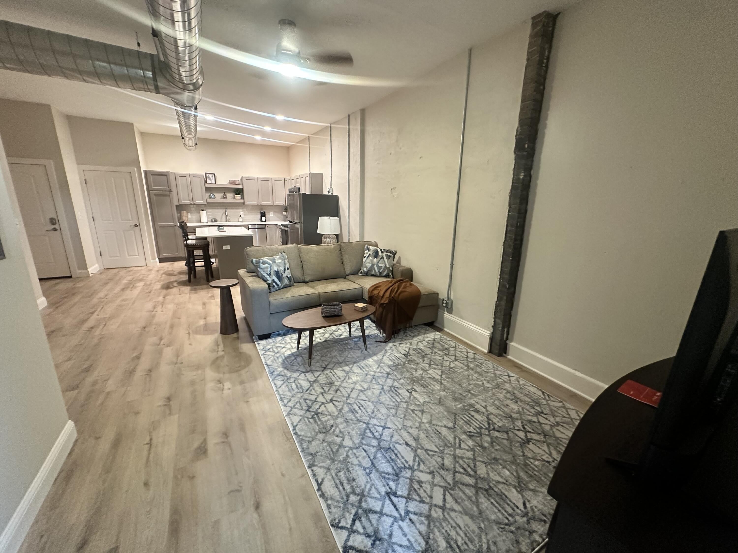 113 S Front Street – photo 4