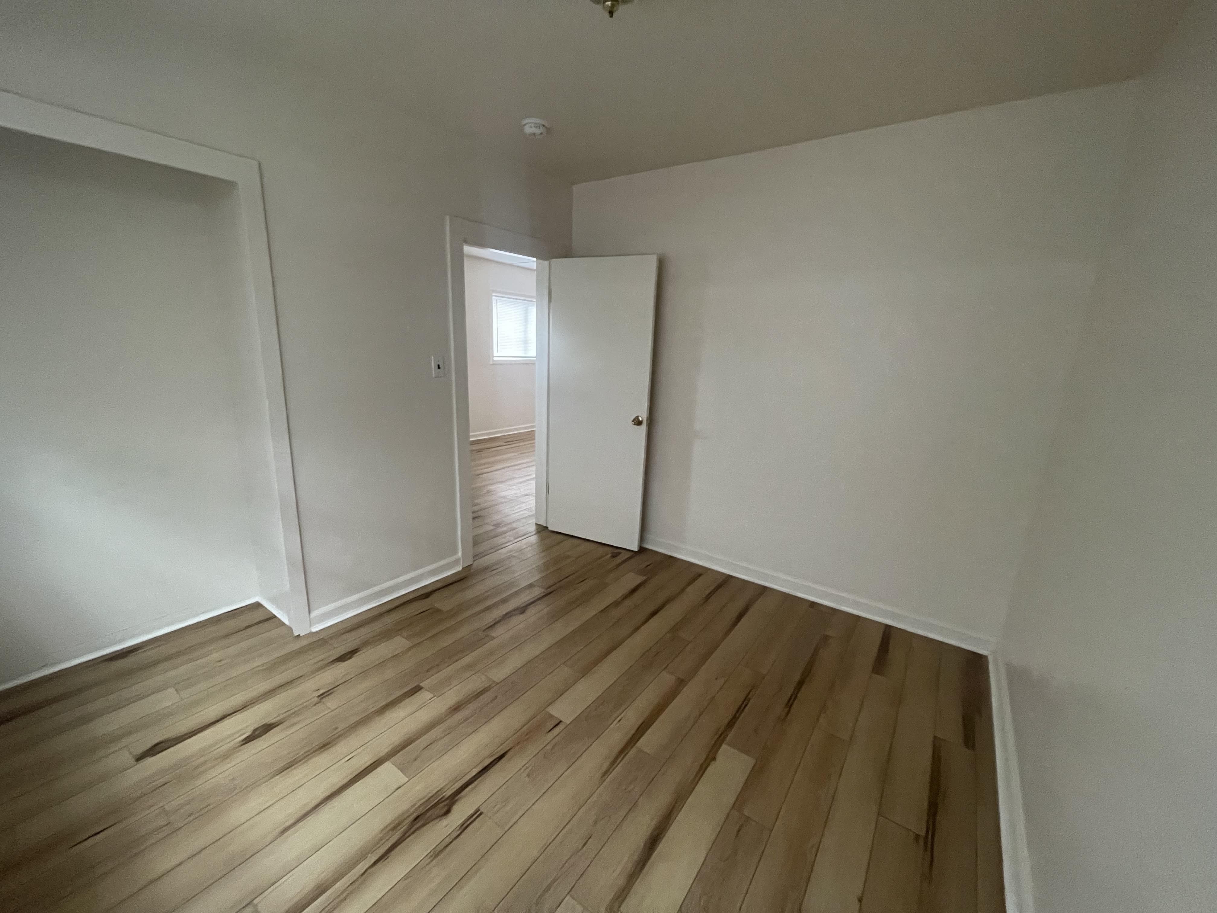 422 Pine St – photo 2