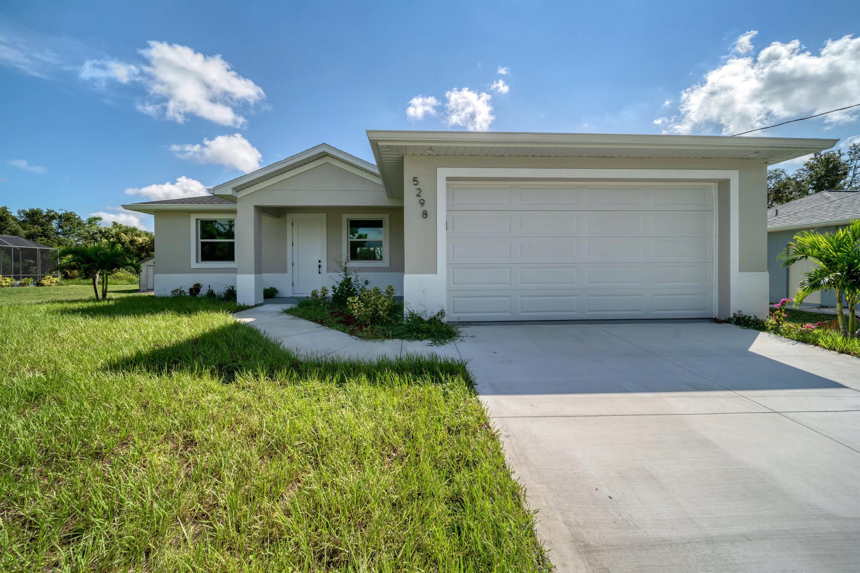 5298 Lawton Avenue – photo 2