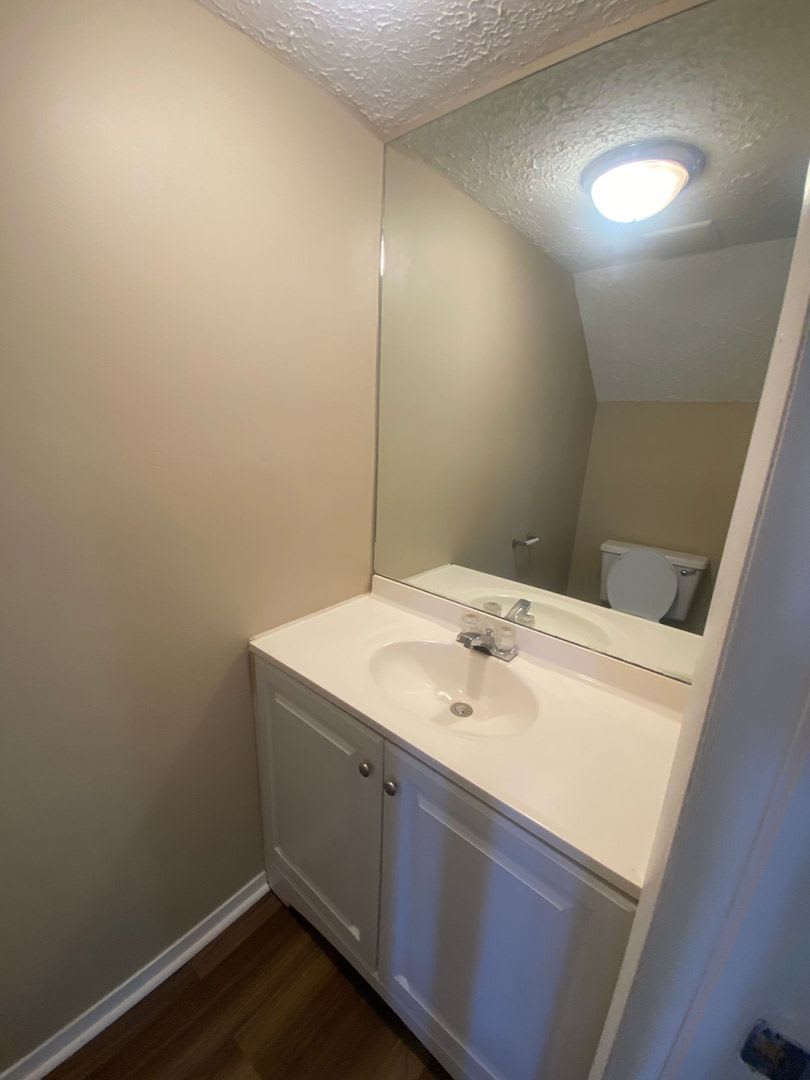 Large Townhome W Master Balcony Convenient To Tyndall Afb 1 2 Off Security Deposit For A D Military – photo 5