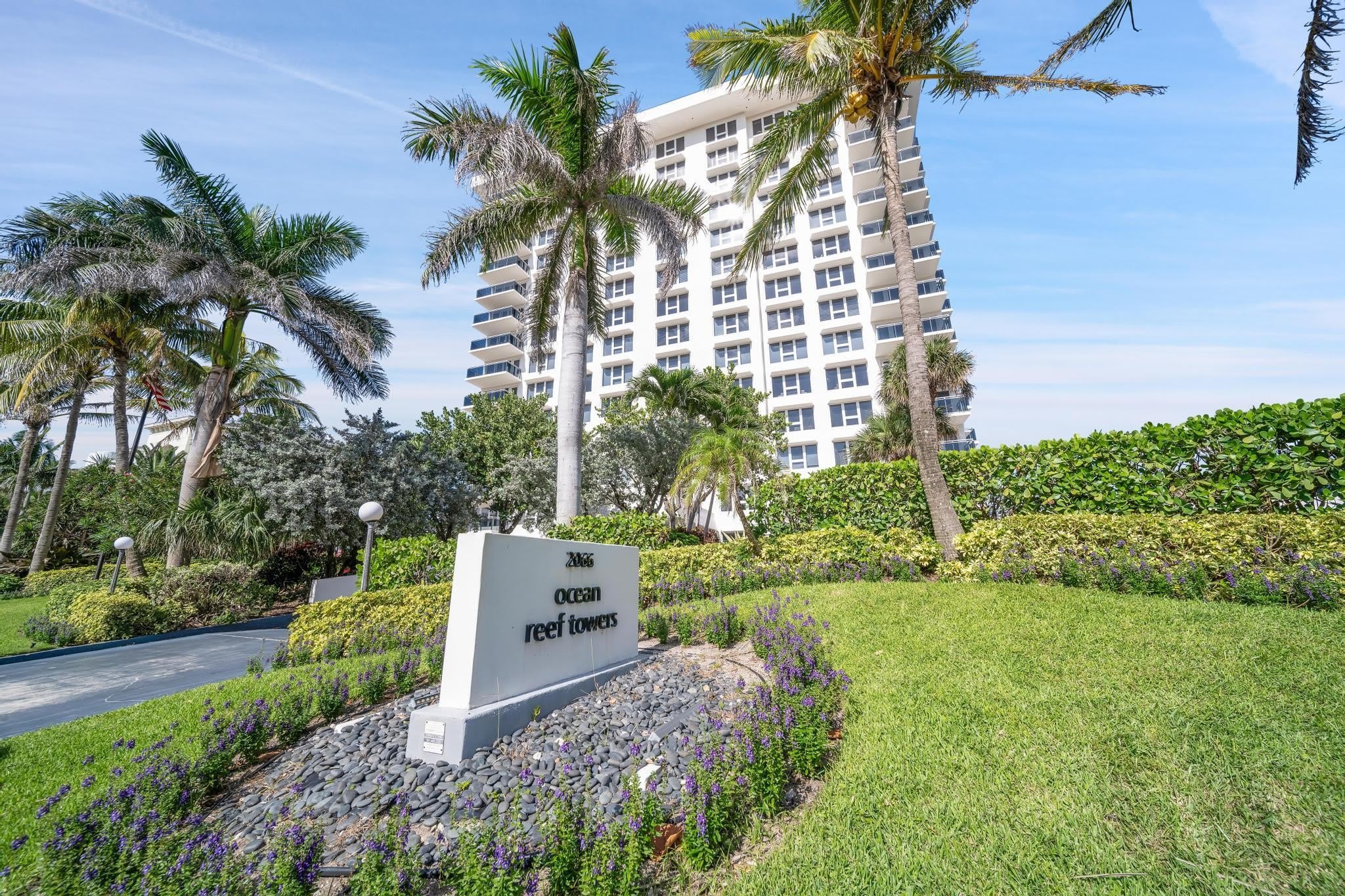 2066 N Ocean Boulevard – photo 1