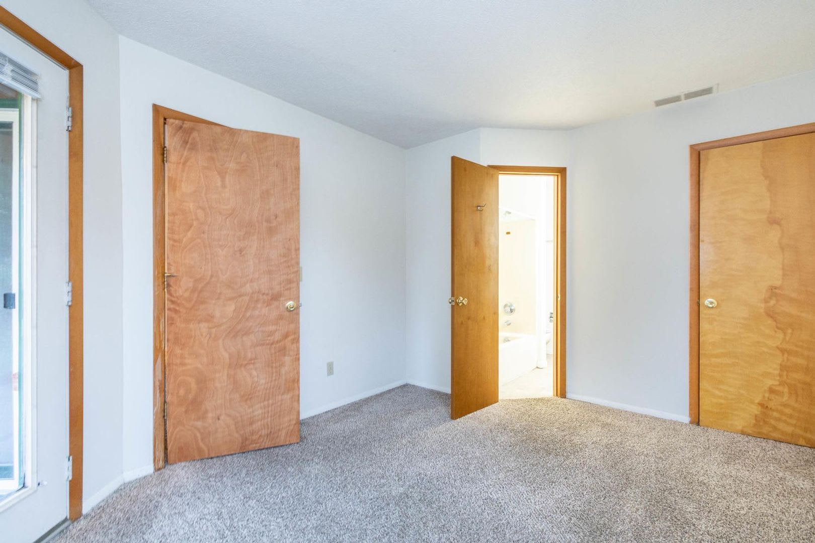 539 Henderson Crossing – photo 5