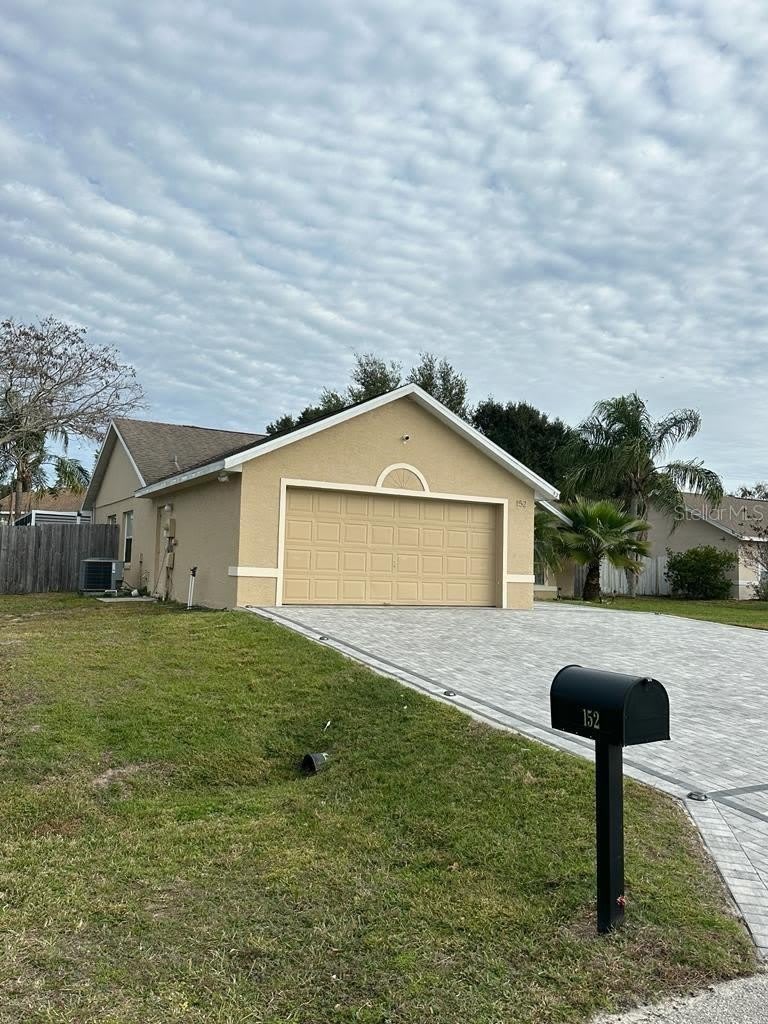 152 WHITEHALL Street – photo 1