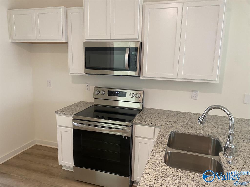 425 Falls Pointe – photo 1
