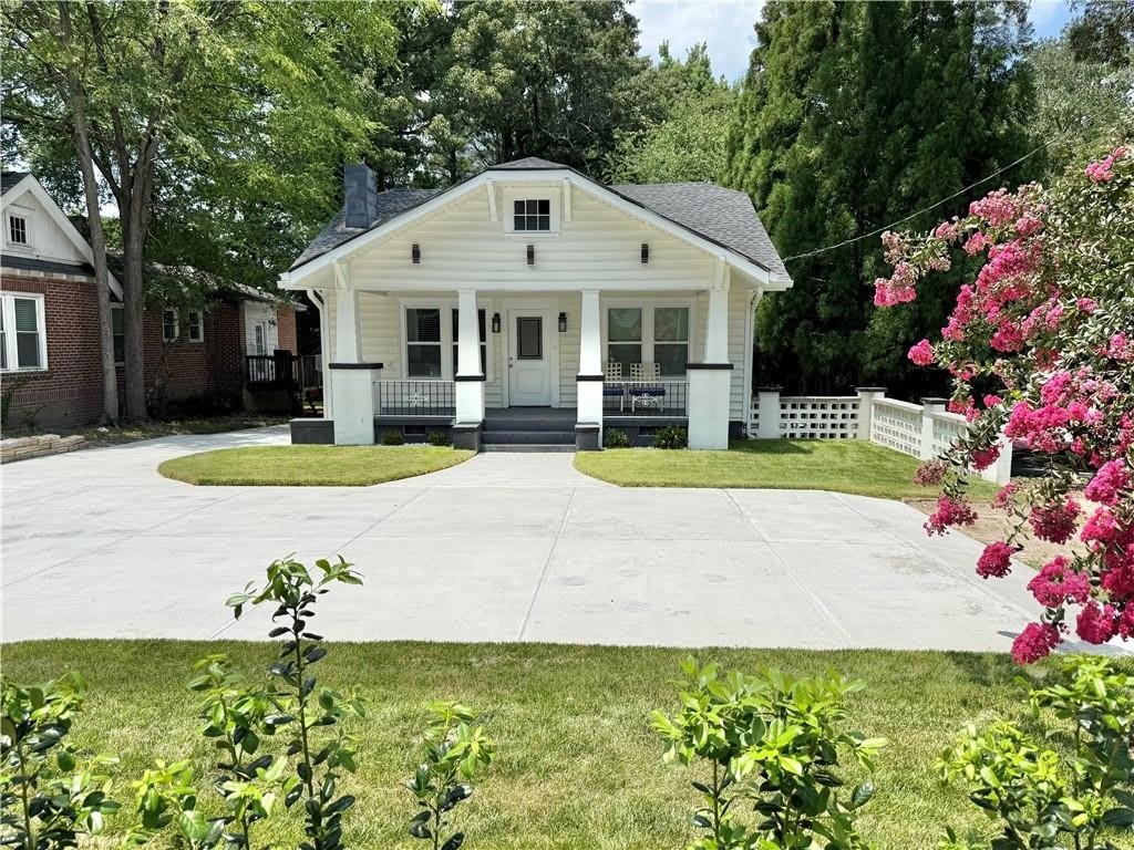 2194 Bolton Road NW – photo 2