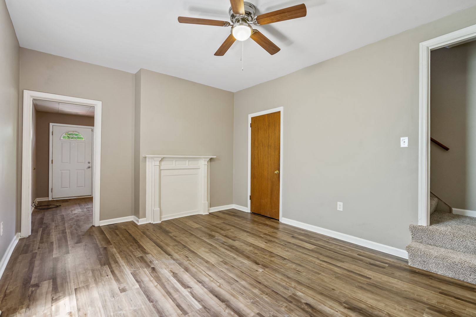 Updated 3 Bedroom on Quiet Street Minutes from Downtown – photo 4