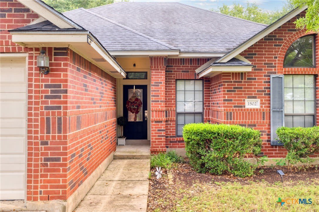 1502 Oak Knoll Lane – photo 2