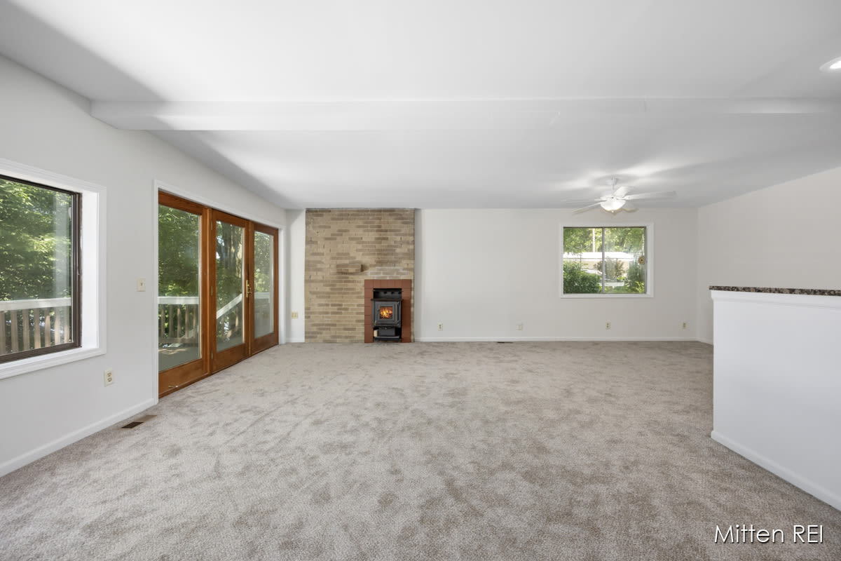 13029 East Heights Road – photo 5