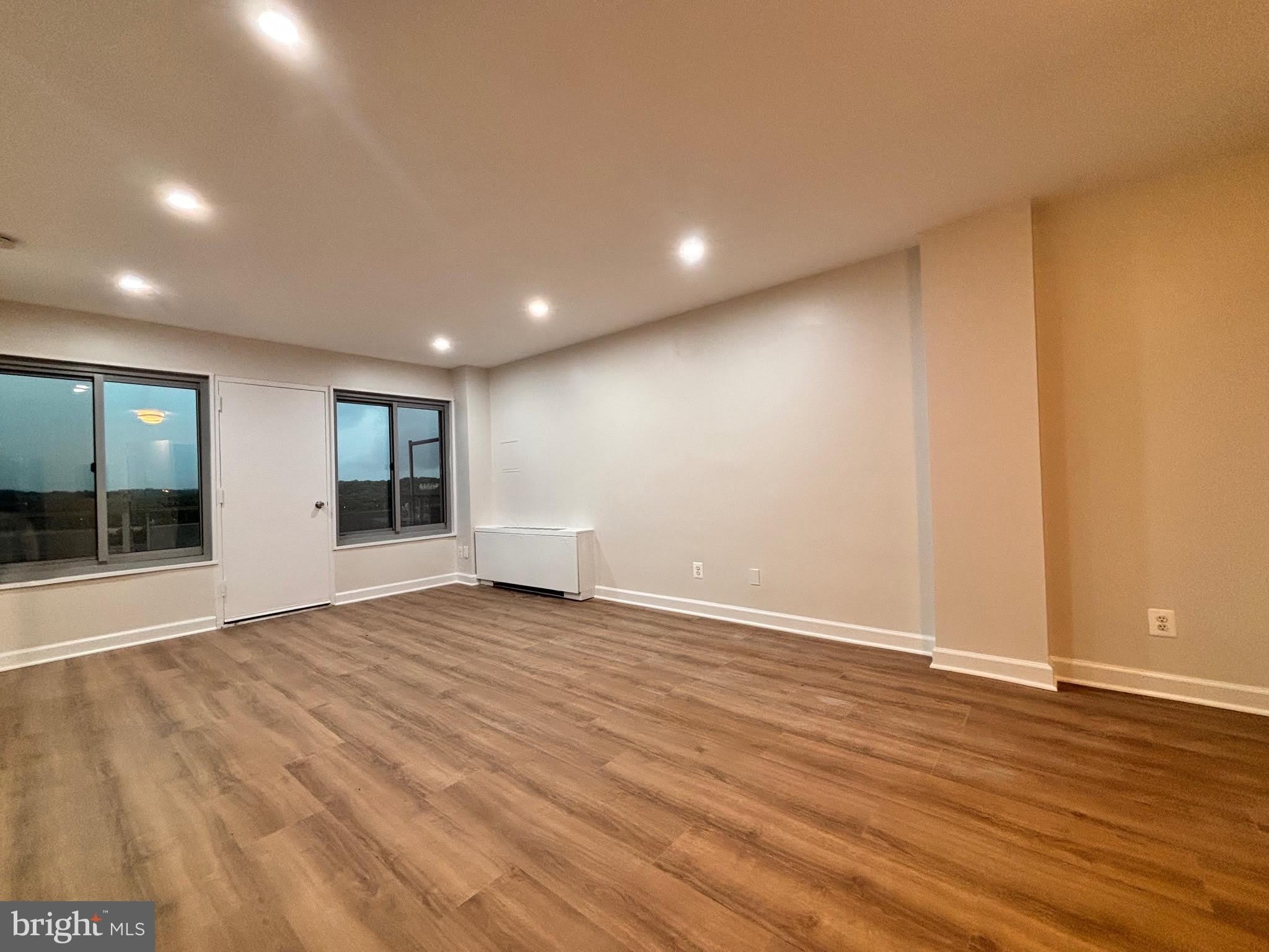 5340 HOLMES RUN Parkway – photo 5