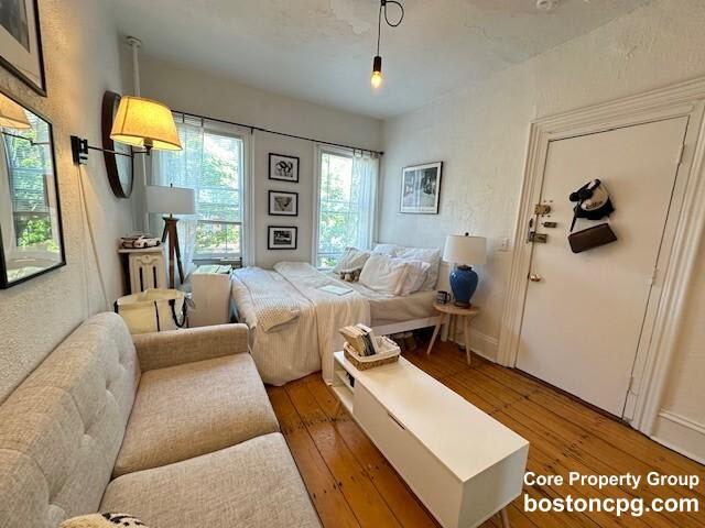 19 South Russell – photo 5