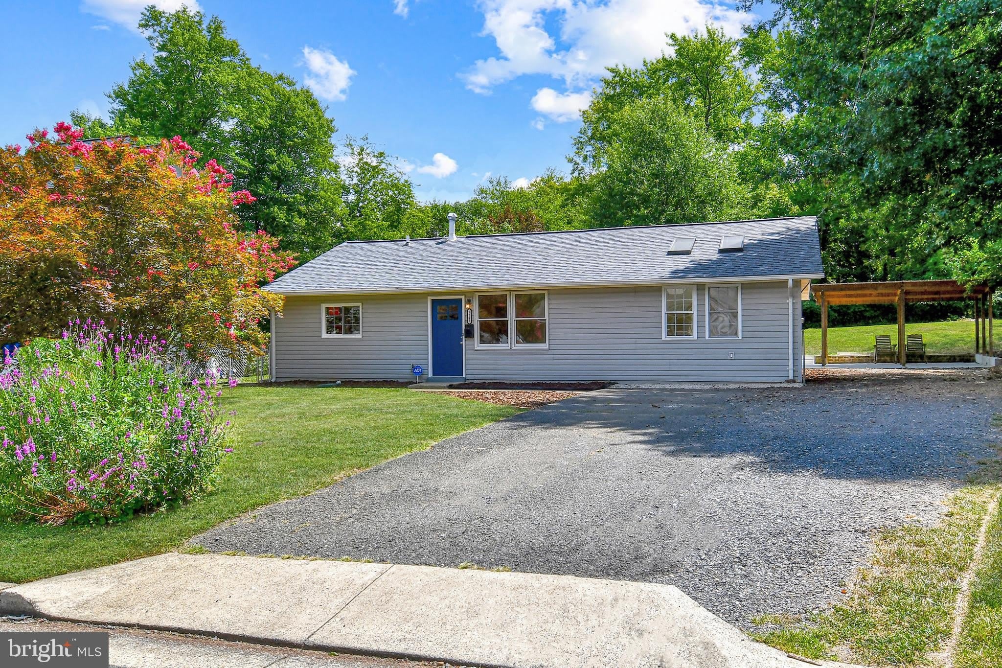 5523 HALWIS Street – photo 2