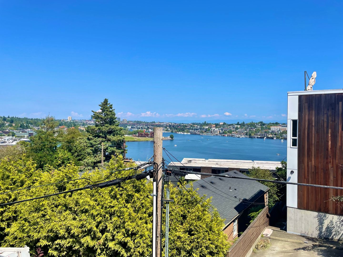 Lake Union View Condo! – photo 2