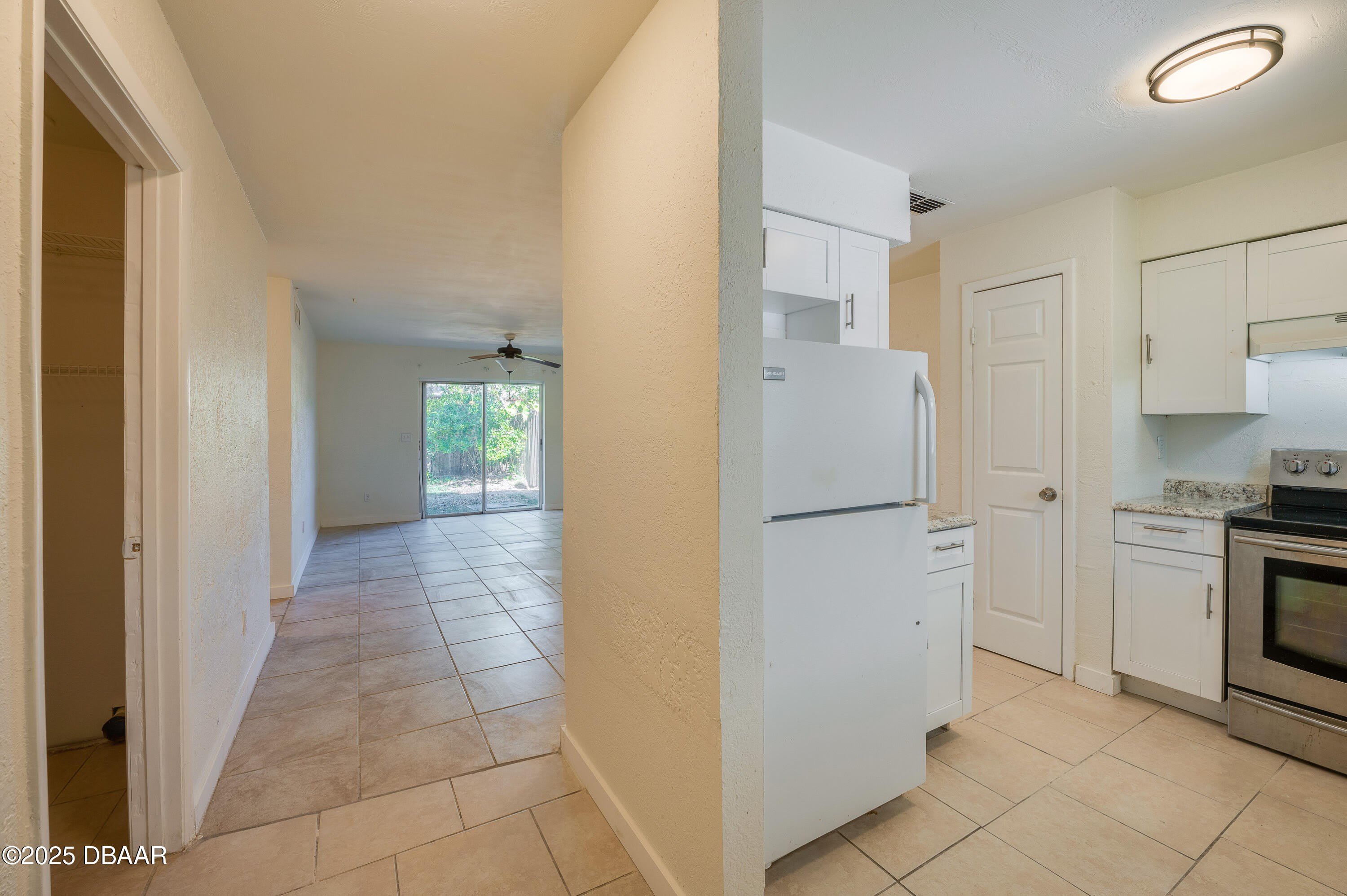906 Boulder Drive – photo 2