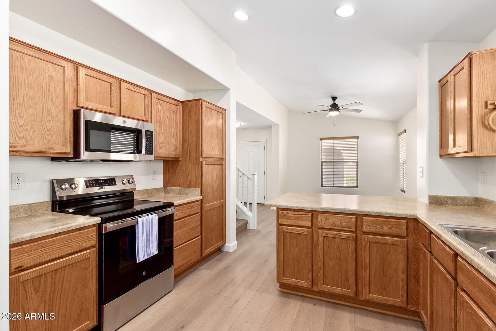 3286 E FRANKLIN Avenue – photo 2