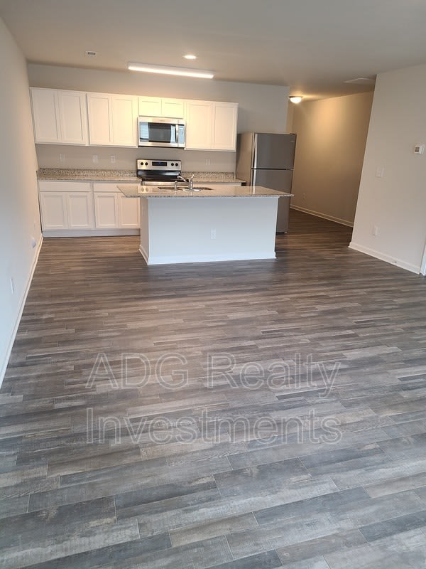 1459 Cypress Loop – photo 5