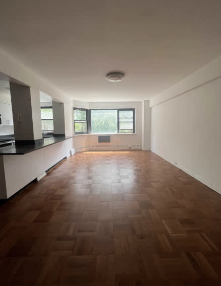 225 E 69th St – photo 2