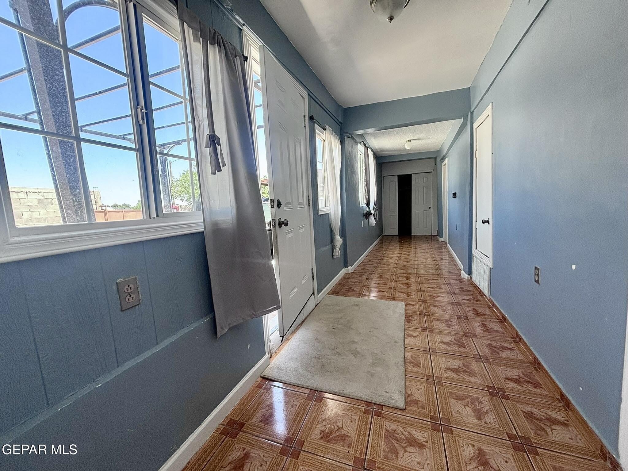 14565 Hendrik Drive – photo 3