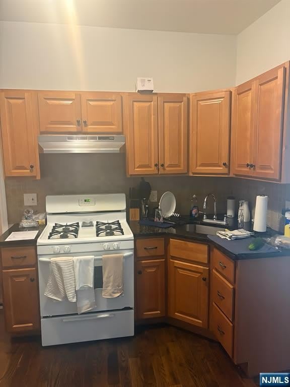 377 Henry Street – photo 2